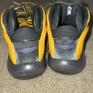 Adidas THE KOBE 2001 yellow/black size 9. adidas The Kobe for Sale | Authenticity Guaranteed | eBay main image 3